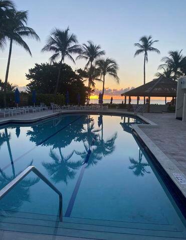 3400 S Ocean Boulevard 9f