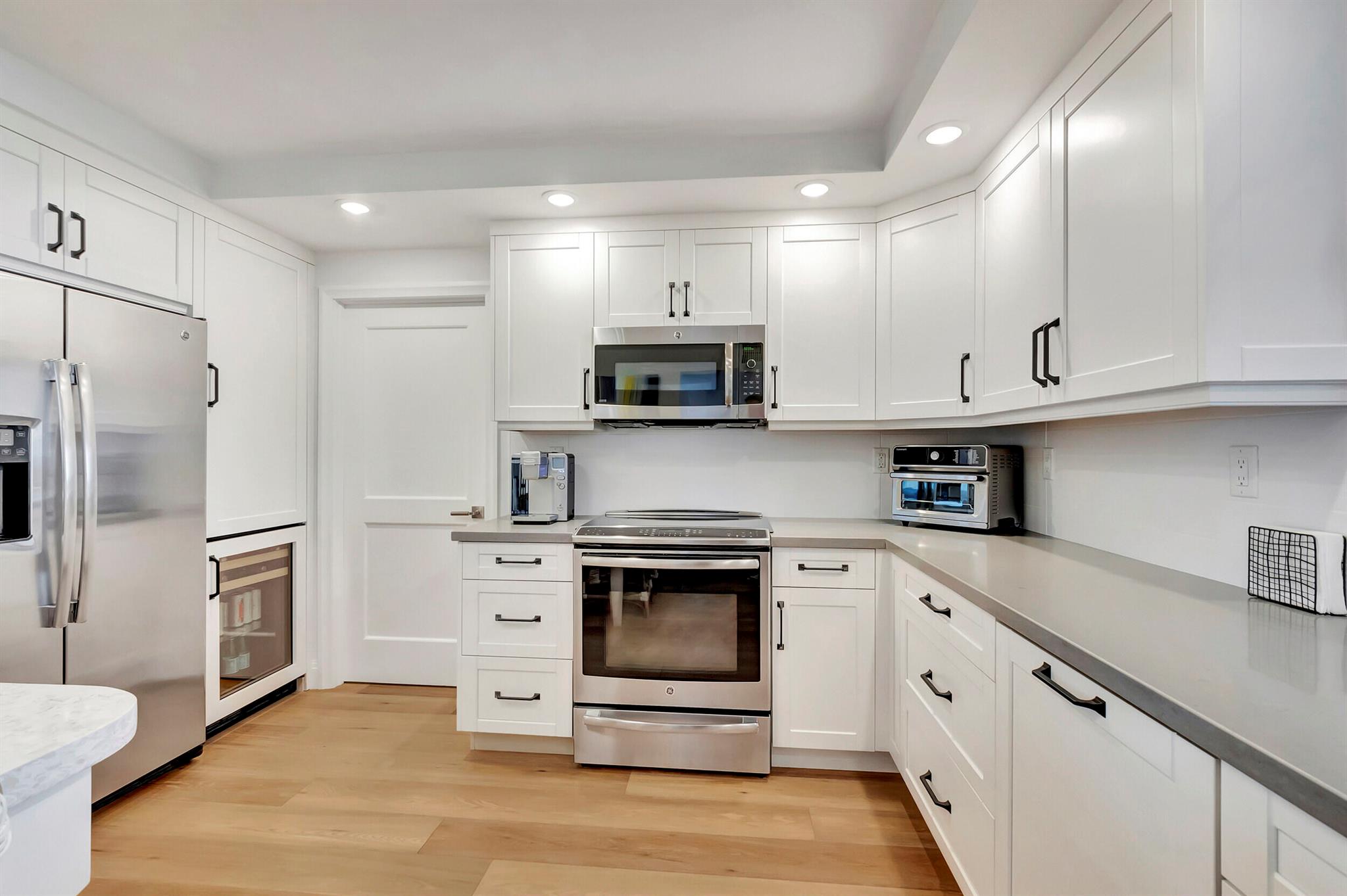 3400 S Ocean Boulevard 9f