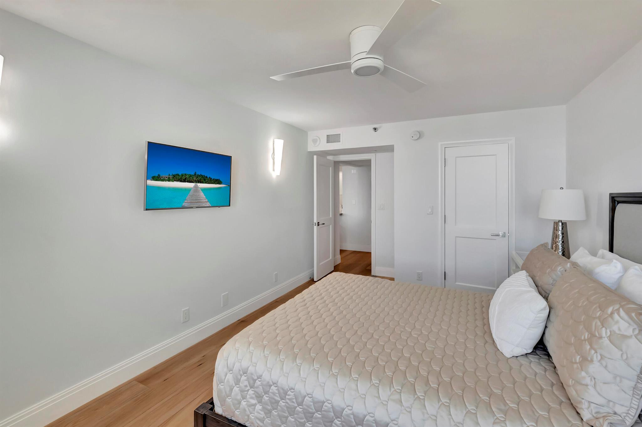 3400 S Ocean Boulevard 9f