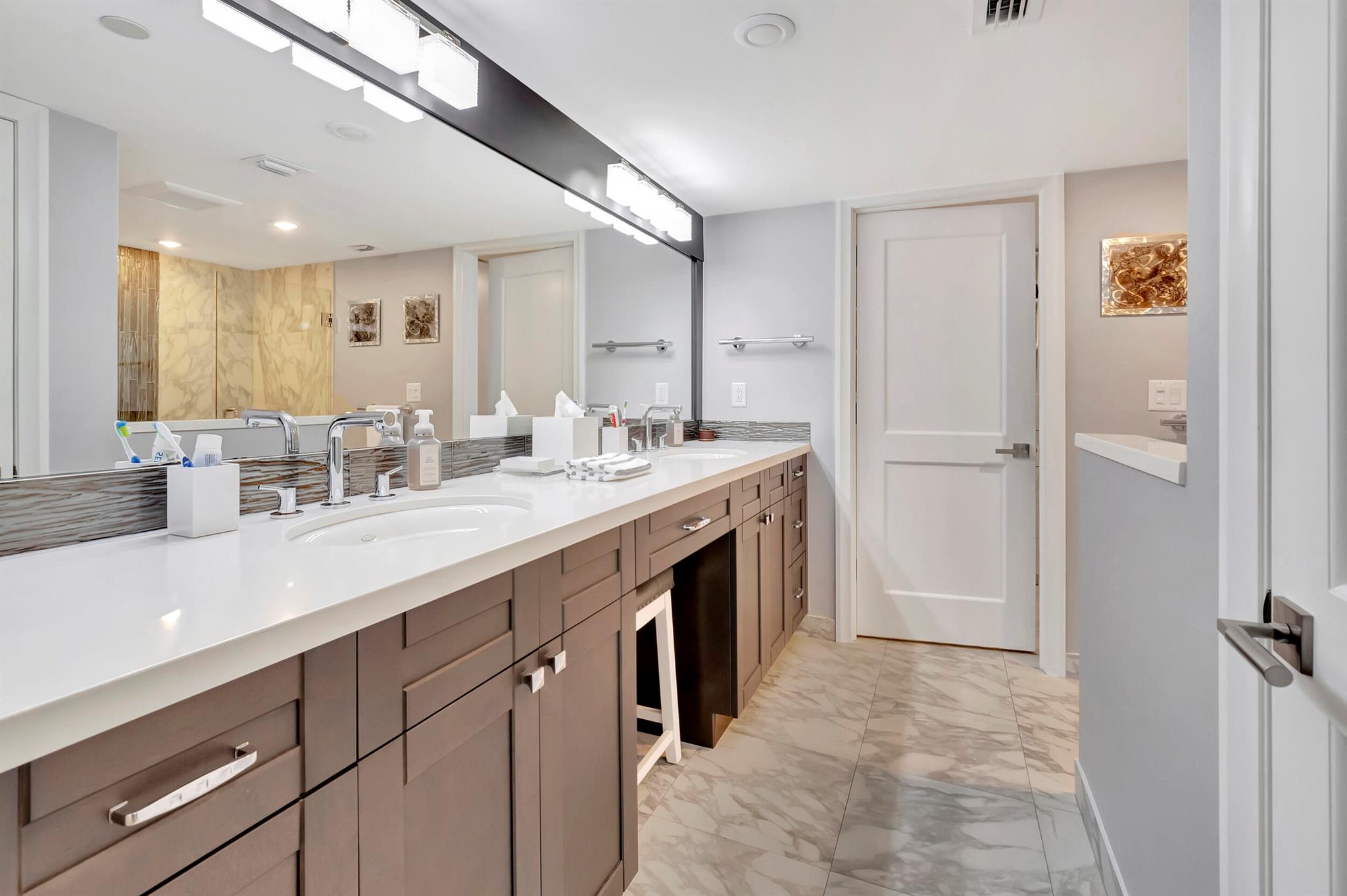 3400 S Ocean Boulevard 9f