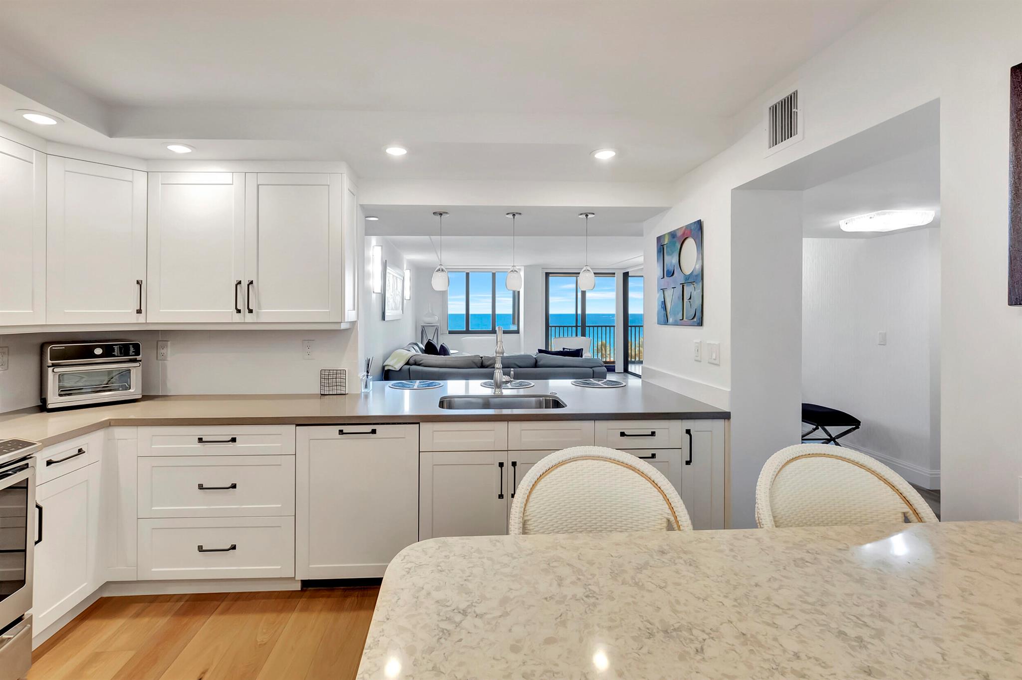 3400 S Ocean Boulevard 9f