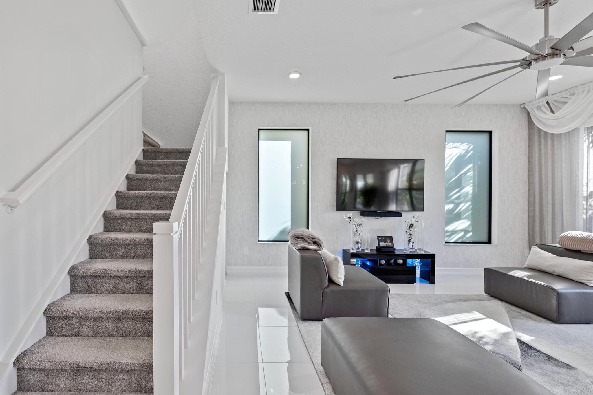 8339 Grand Prix Lane