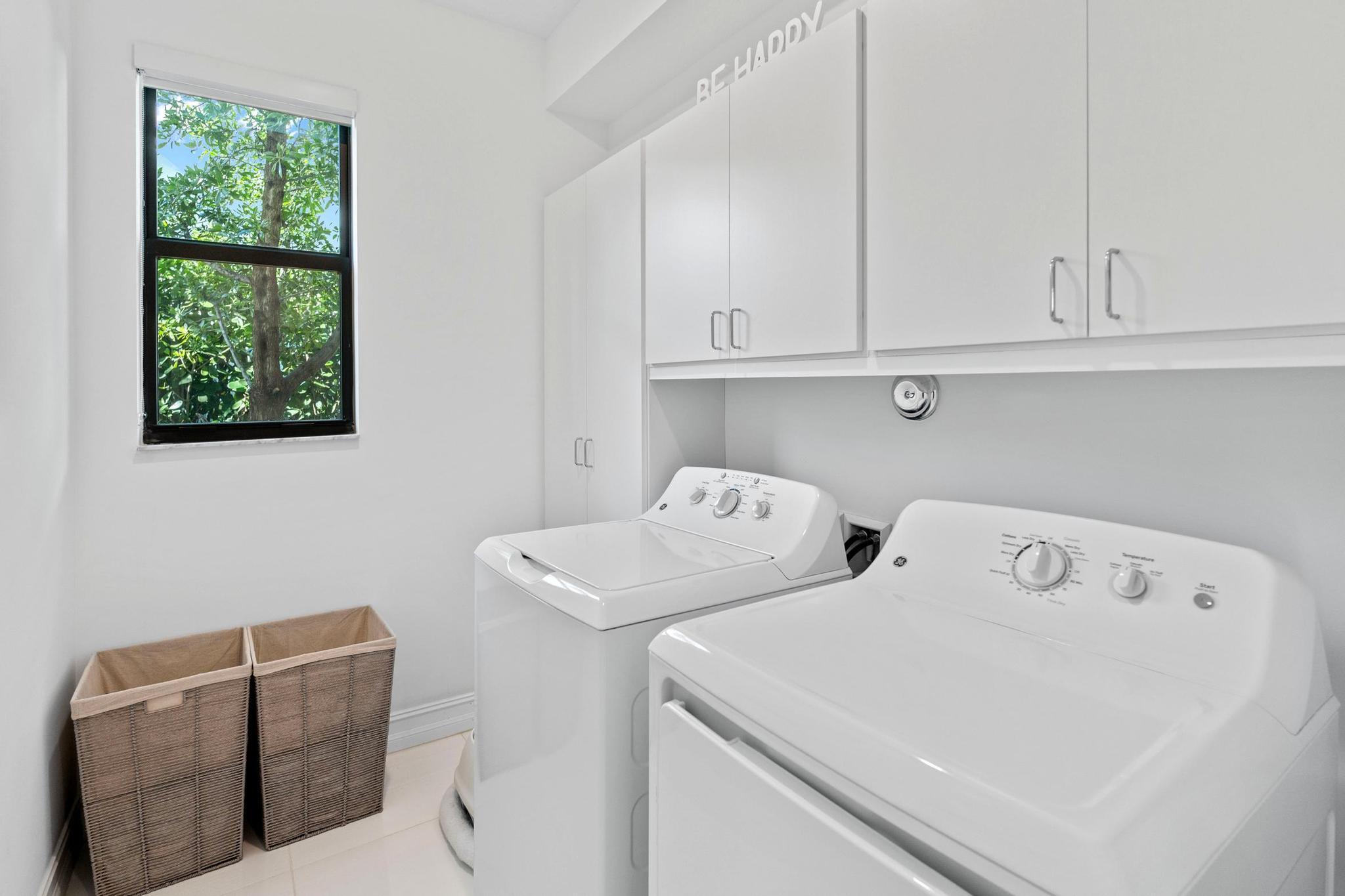 8339 Grand Prix Lane