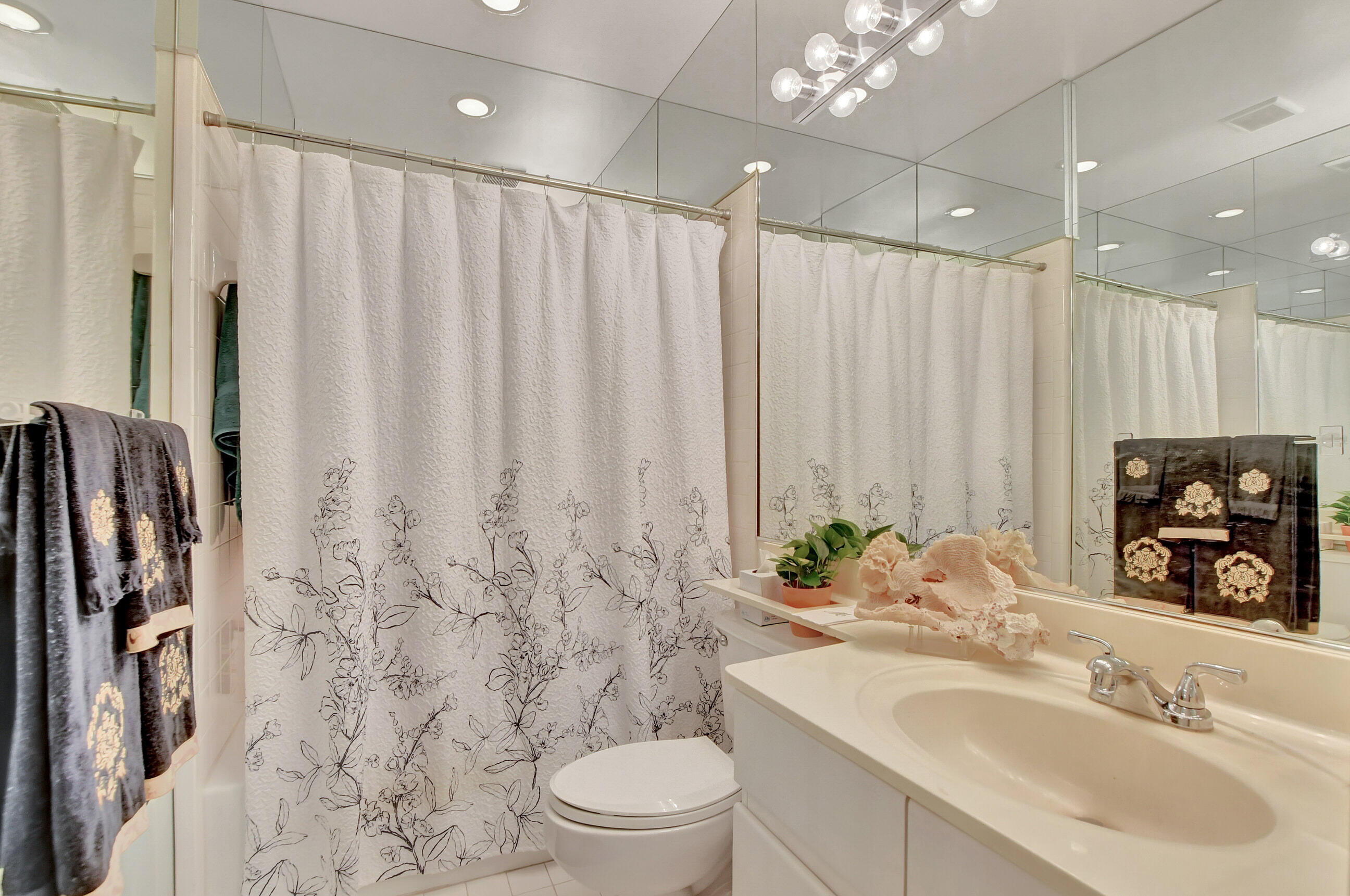 2201 NW 53rd Street