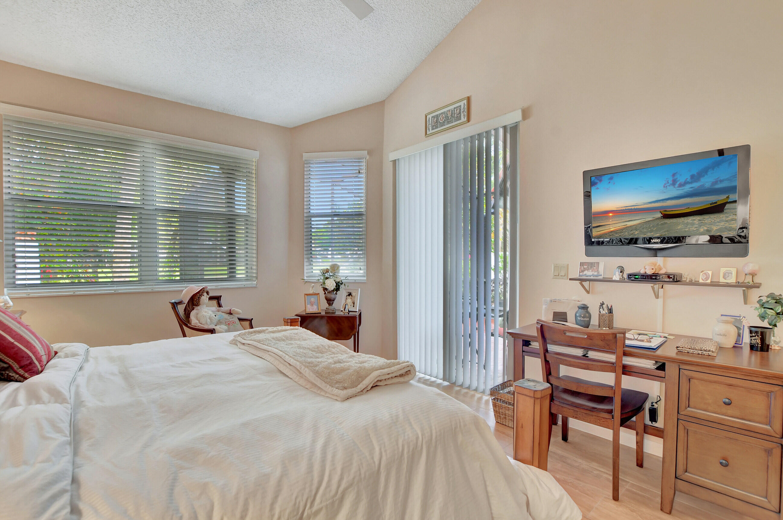 2201 NW 53rd Street