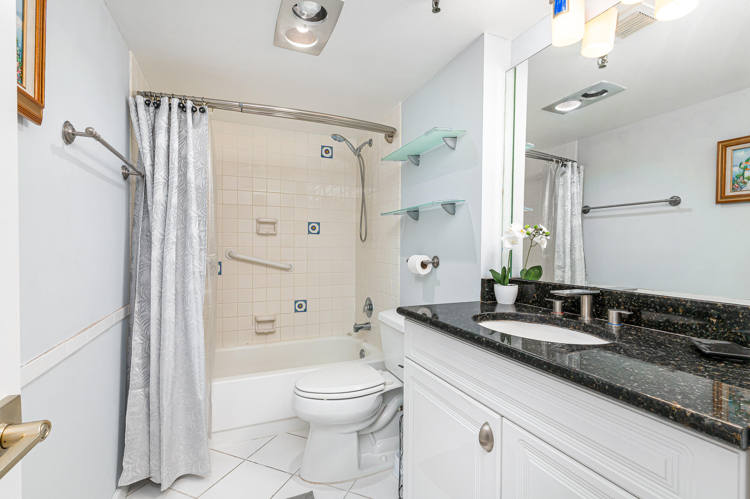 3912 S Ocean Boulevard 208