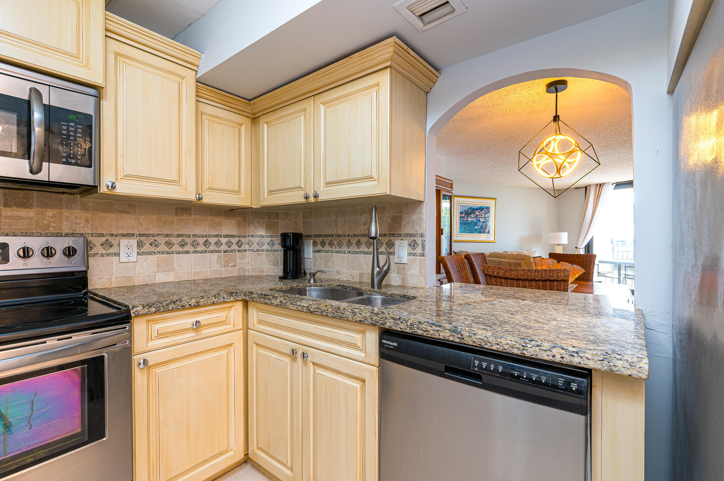 3912 S Ocean Boulevard 208