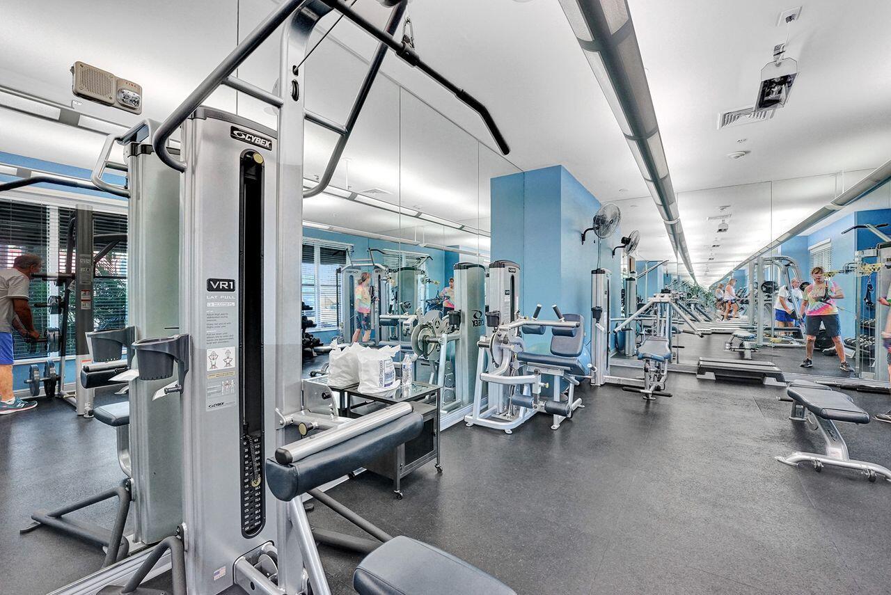 700 E Boulevard 304