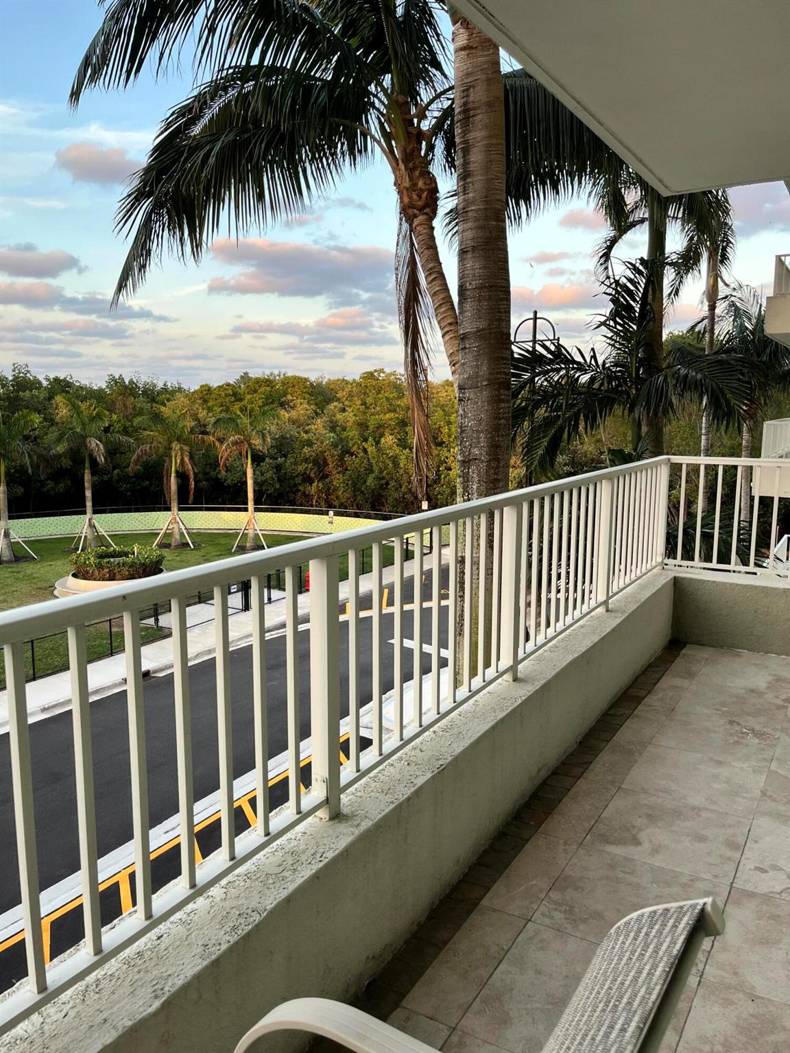 700 E Boulevard 304