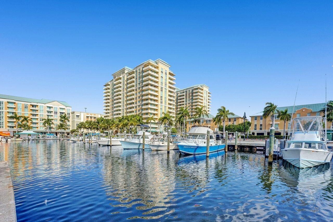 700 E Boulevard 304