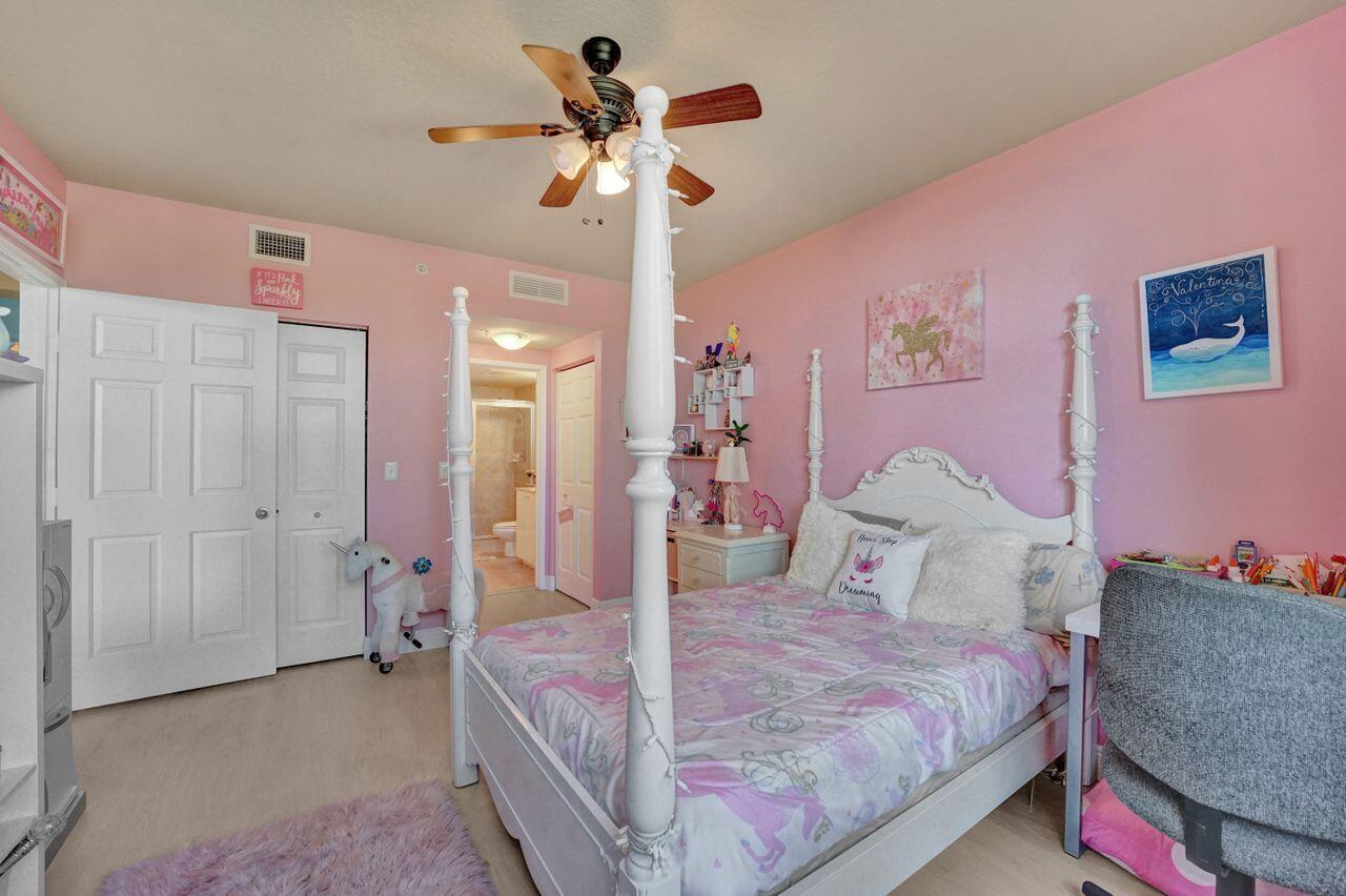 700 E Boulevard 304