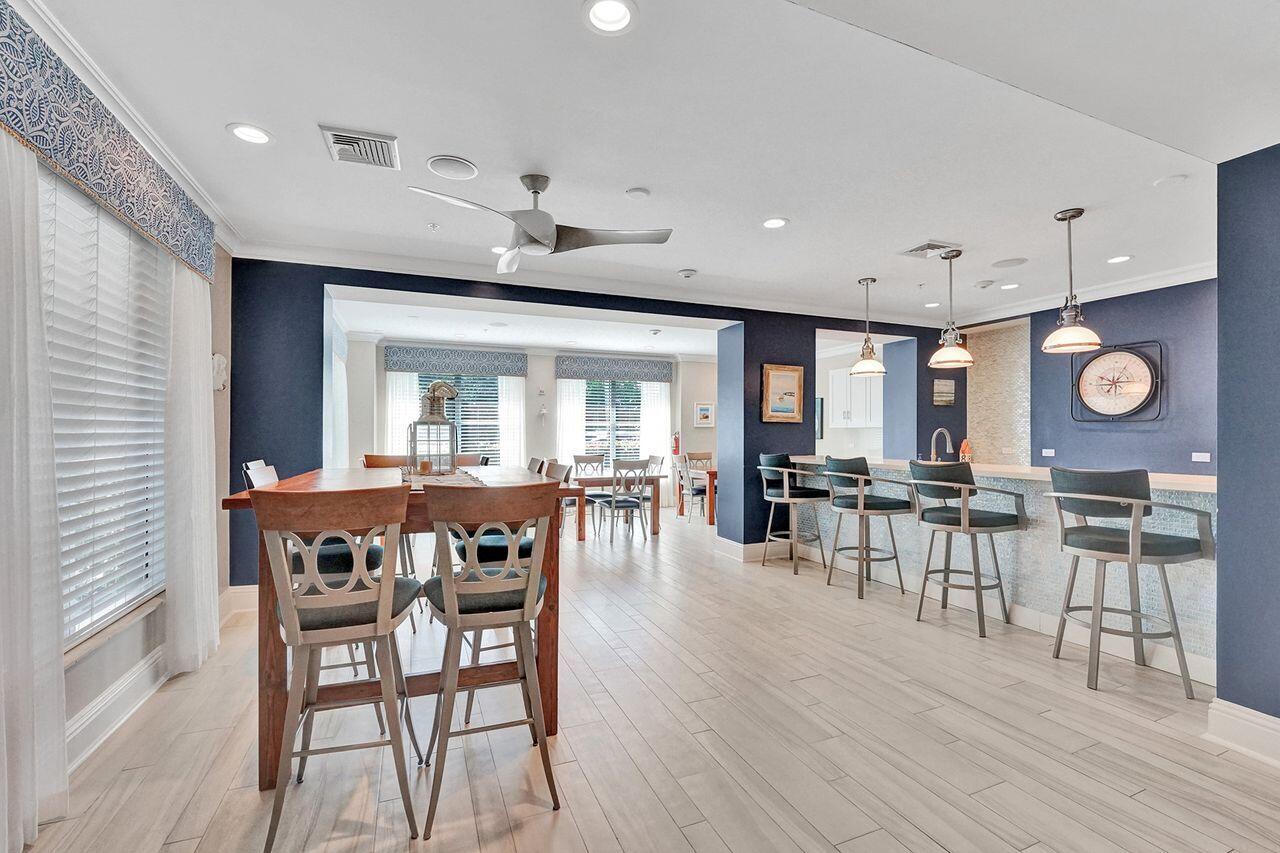 700 E Boulevard 304