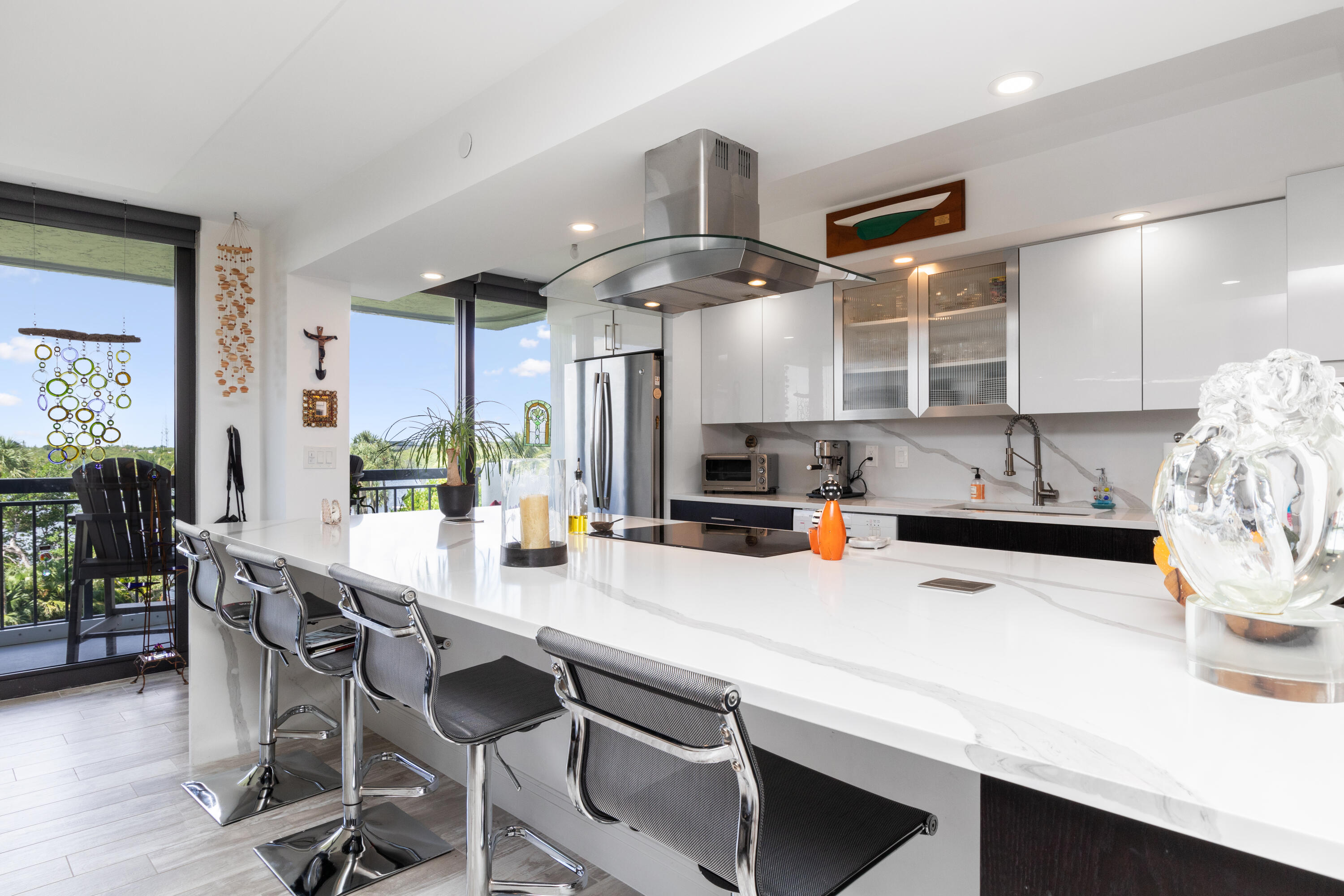 2003 N Ocean Boulevard 405