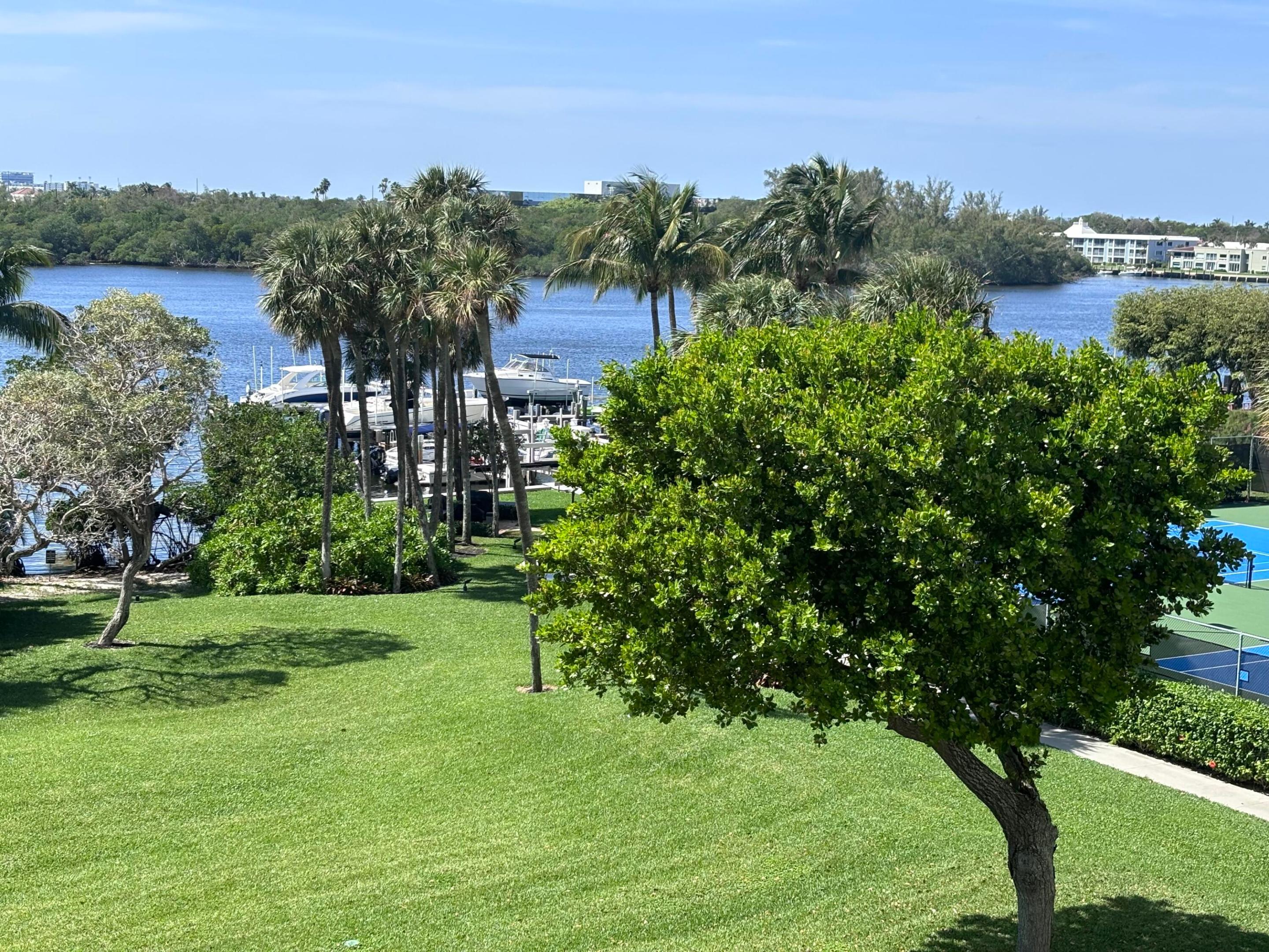 2003 N Ocean Boulevard 405