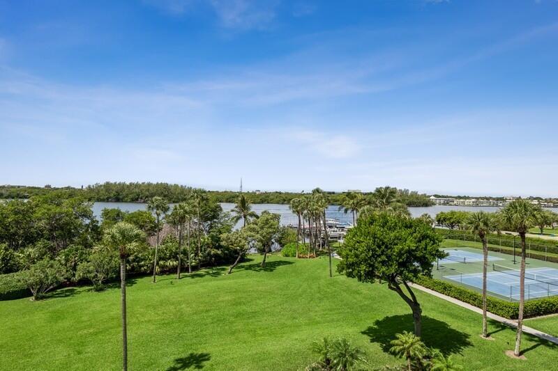 2003 N Ocean Boulevard 405