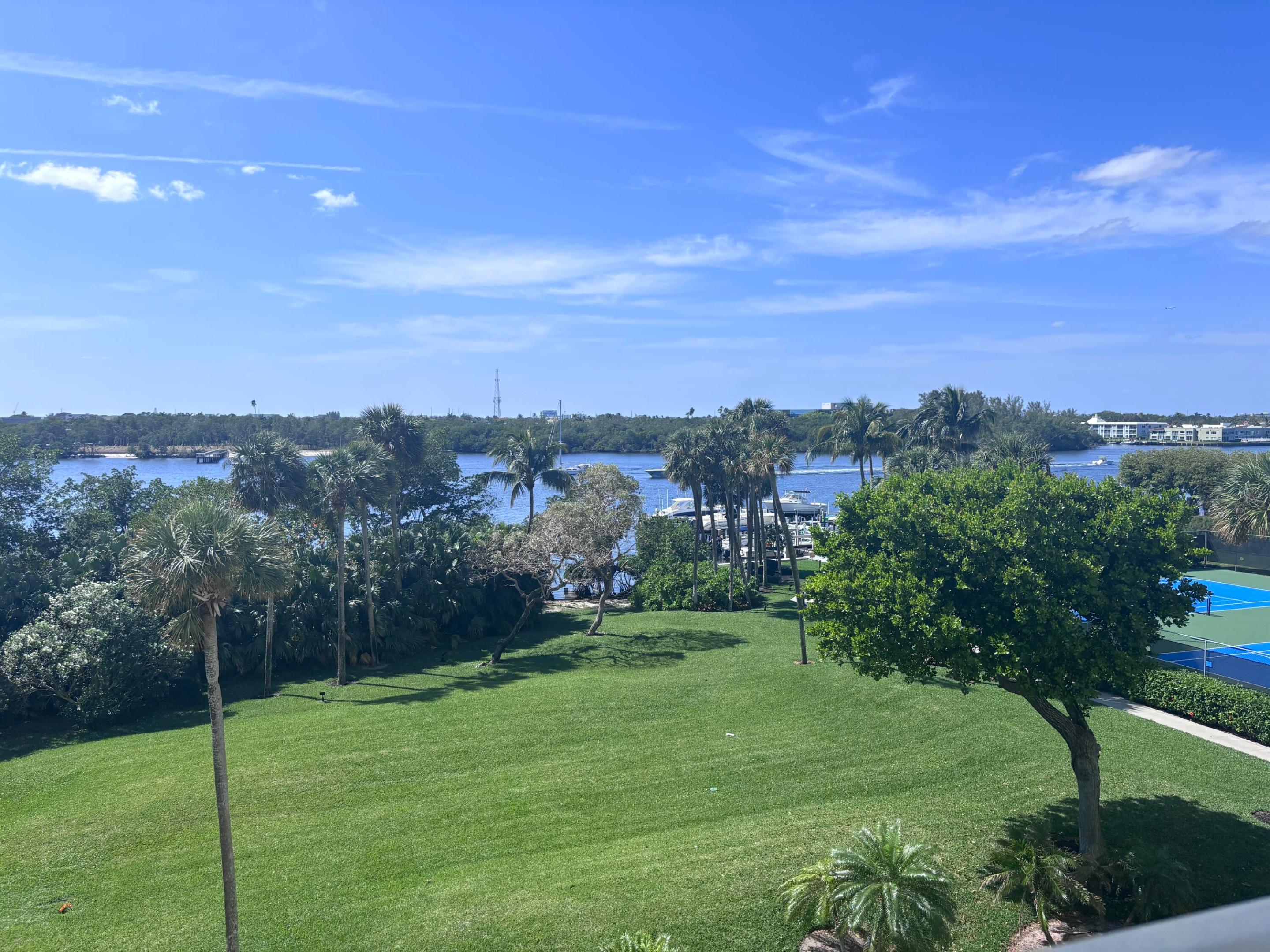 2003 N Ocean Boulevard 405
