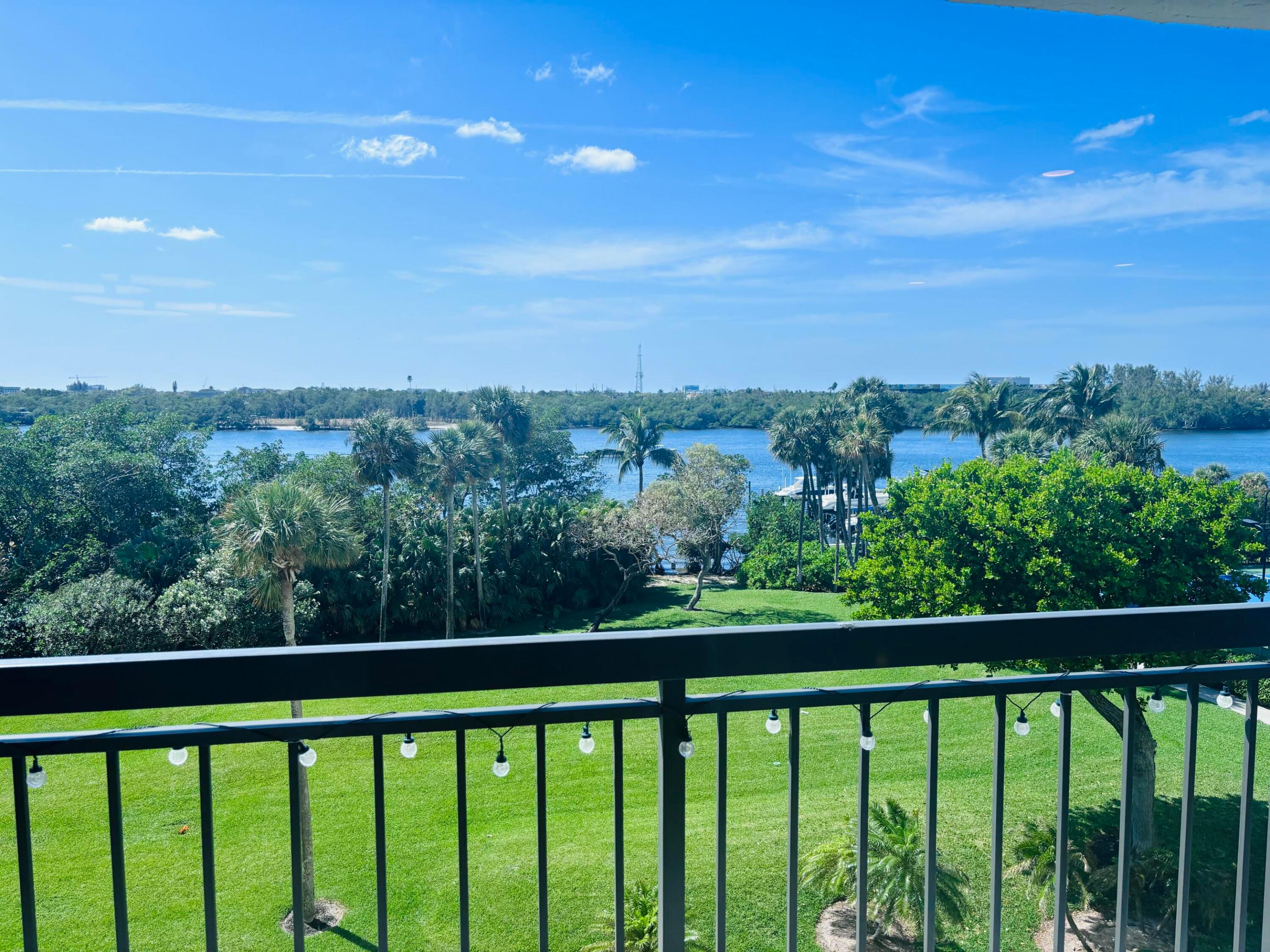2003 N Ocean Boulevard 405