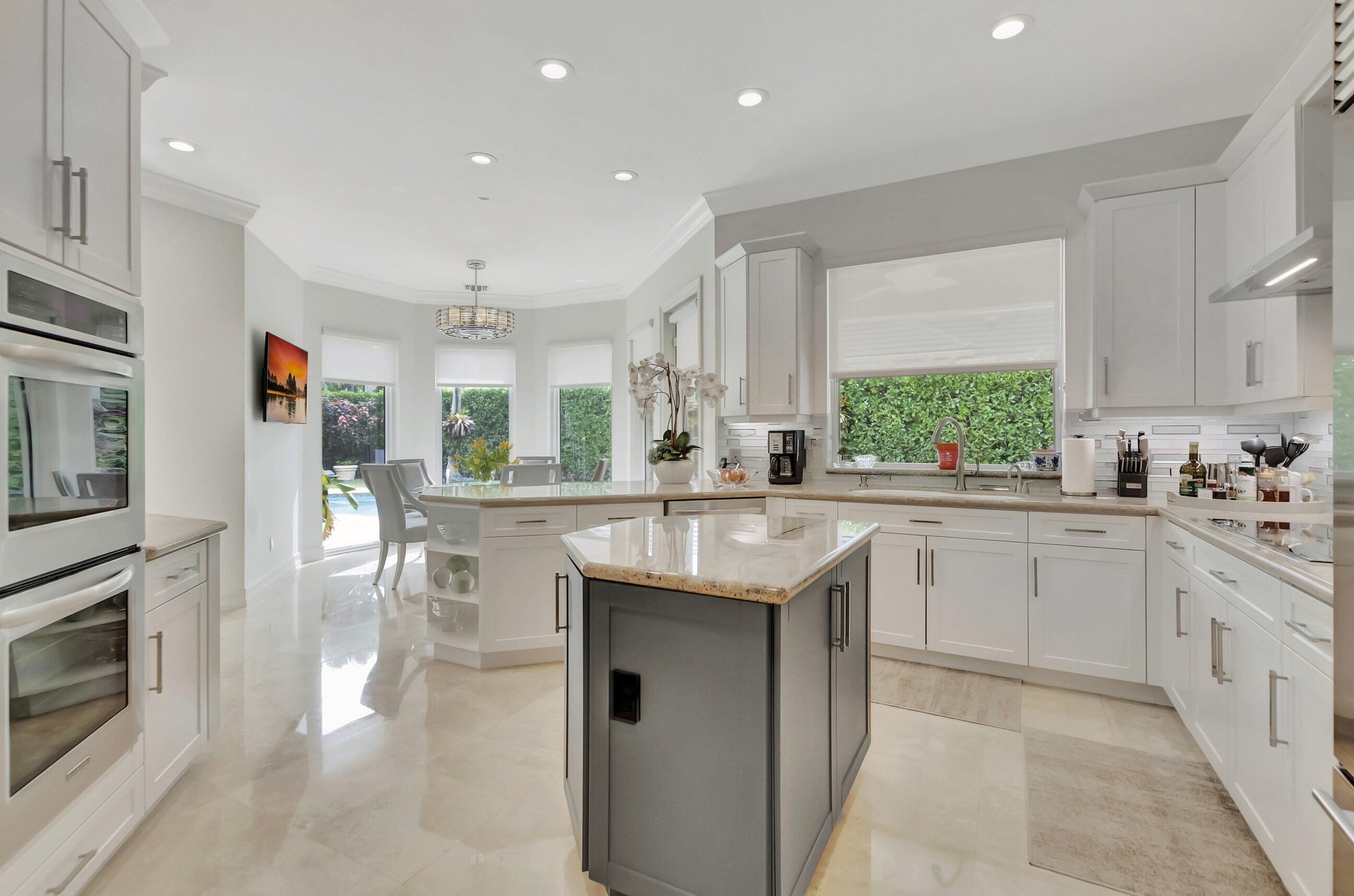 250 Fan Palm Road