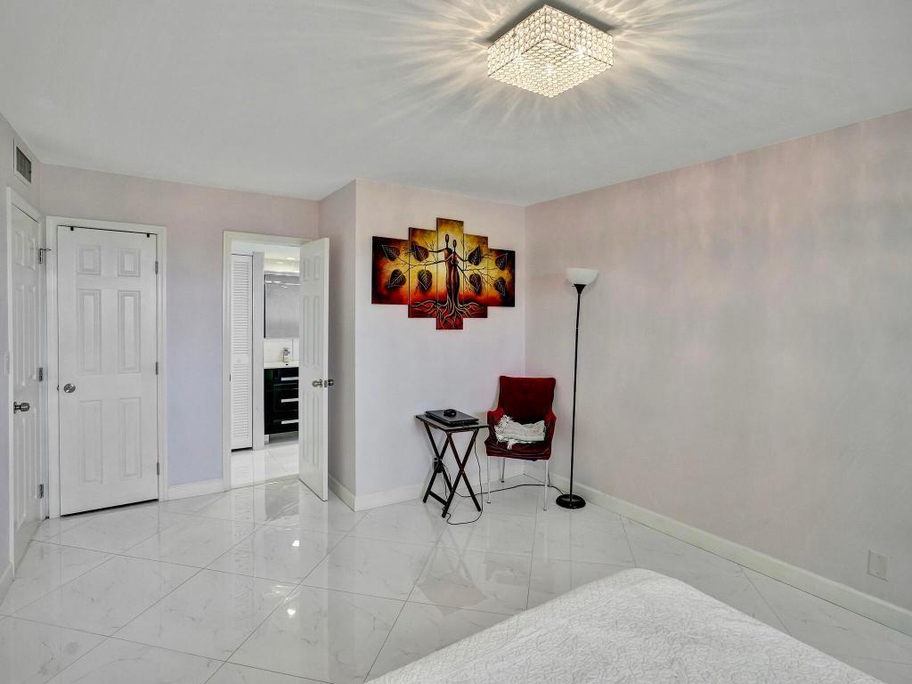 3010 N Course Drive 903