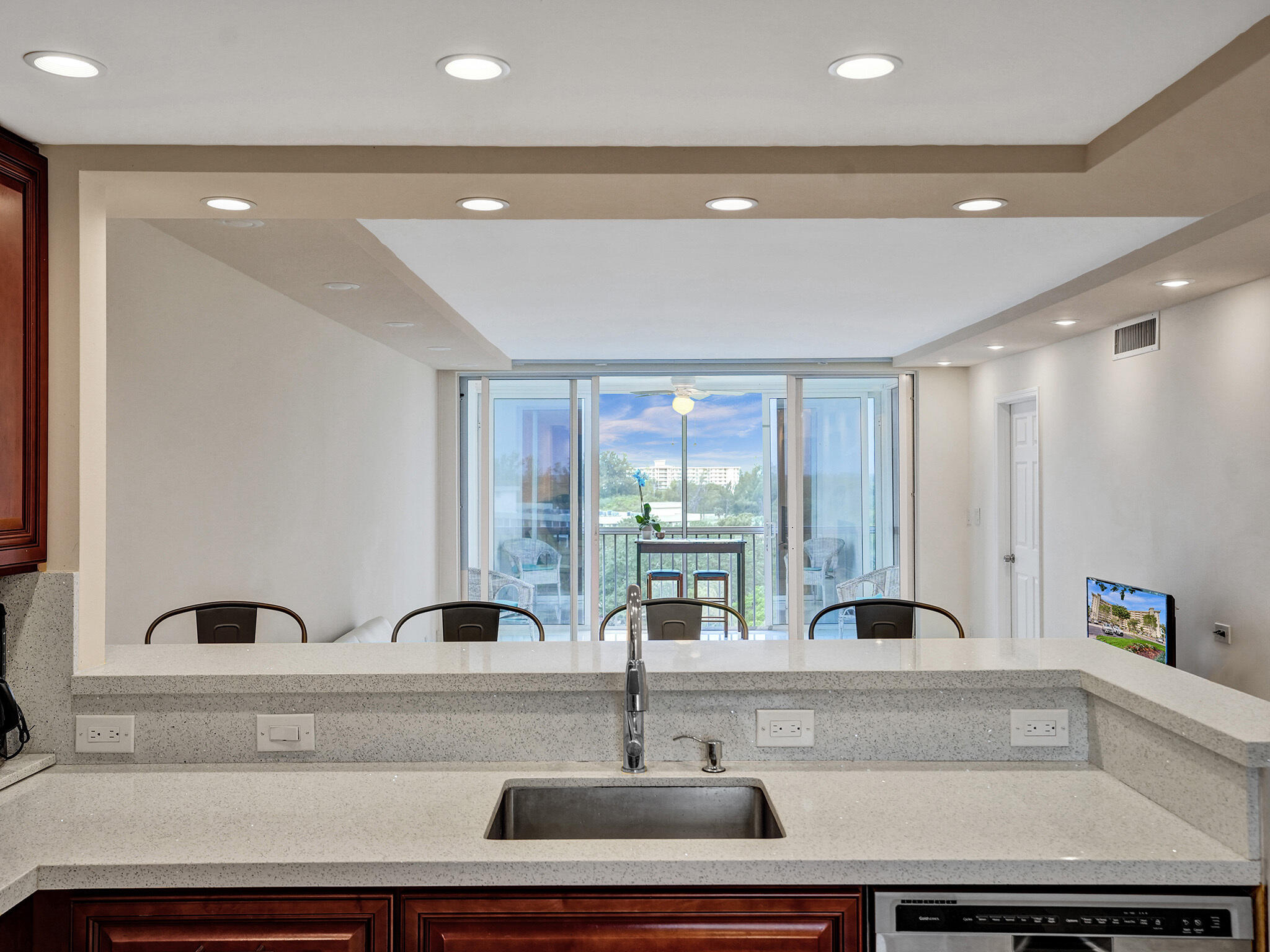 3010 N Course Drive 903