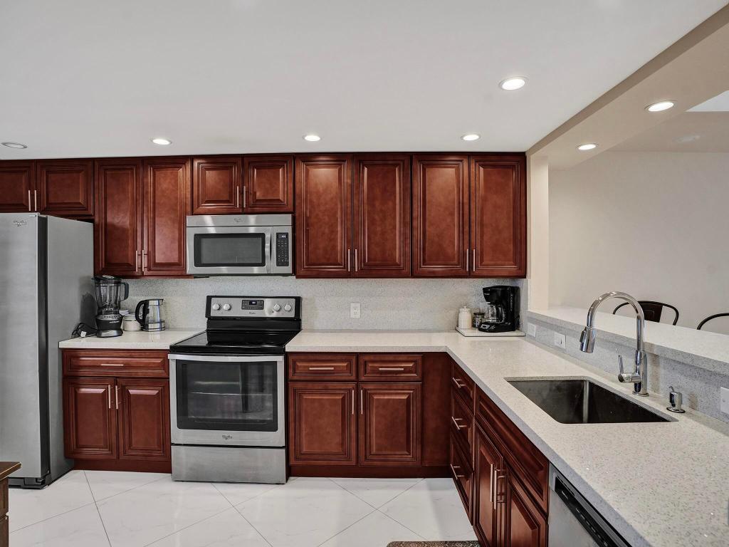 3010 N Course Drive 903