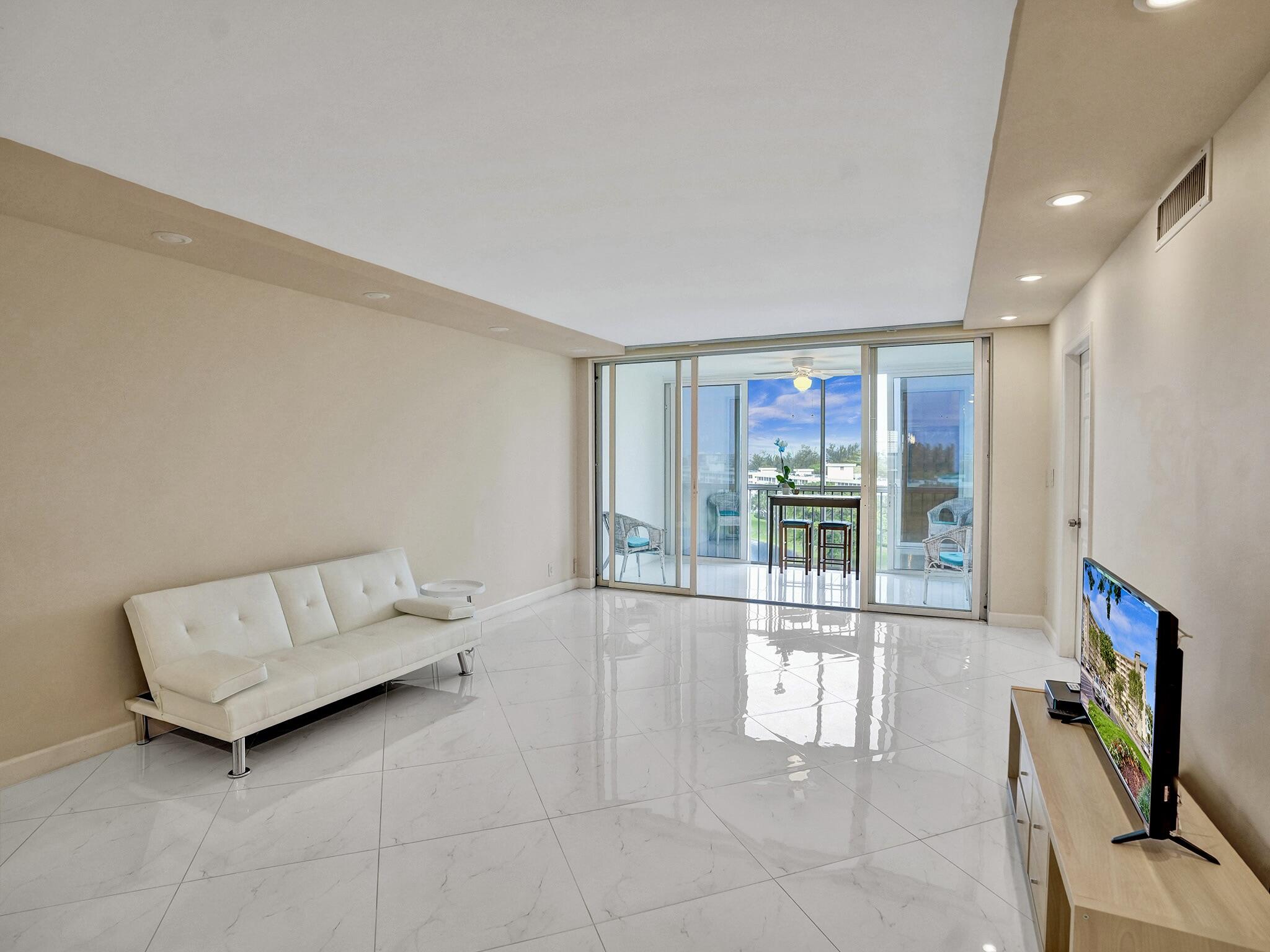 3010 N Course Drive 903