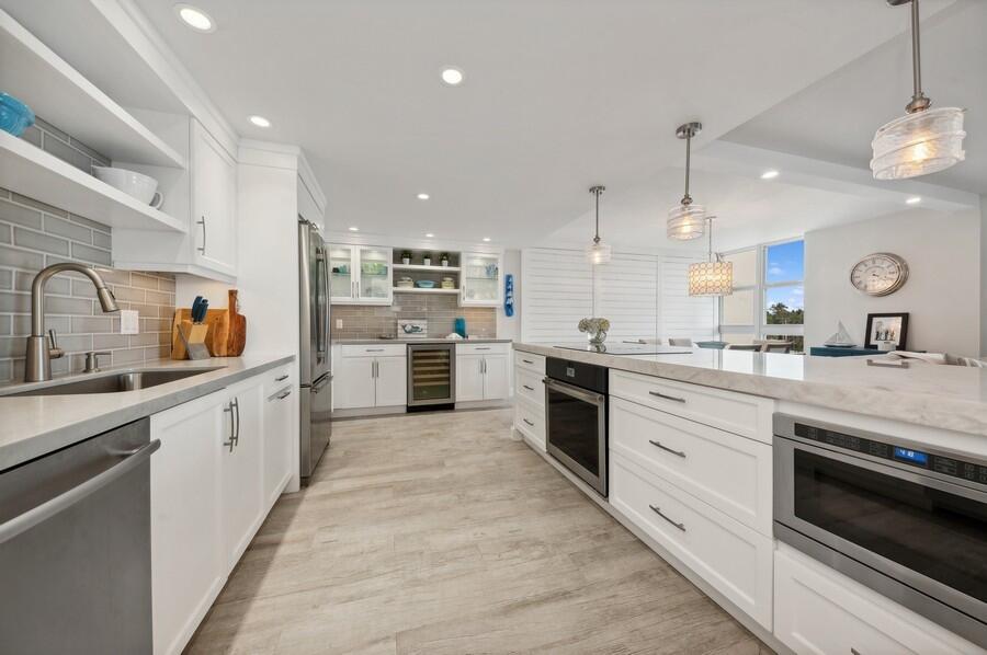 2200 S Ocean Boulevard 403