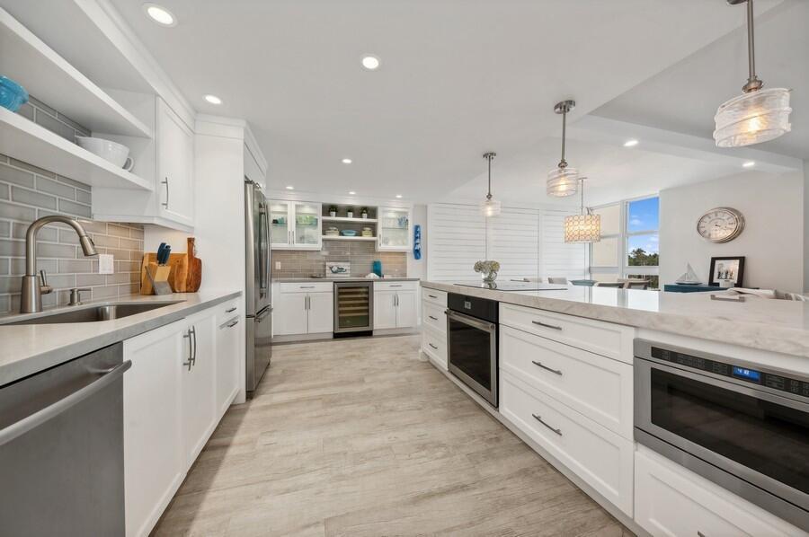 2200 S Ocean Boulevard 403