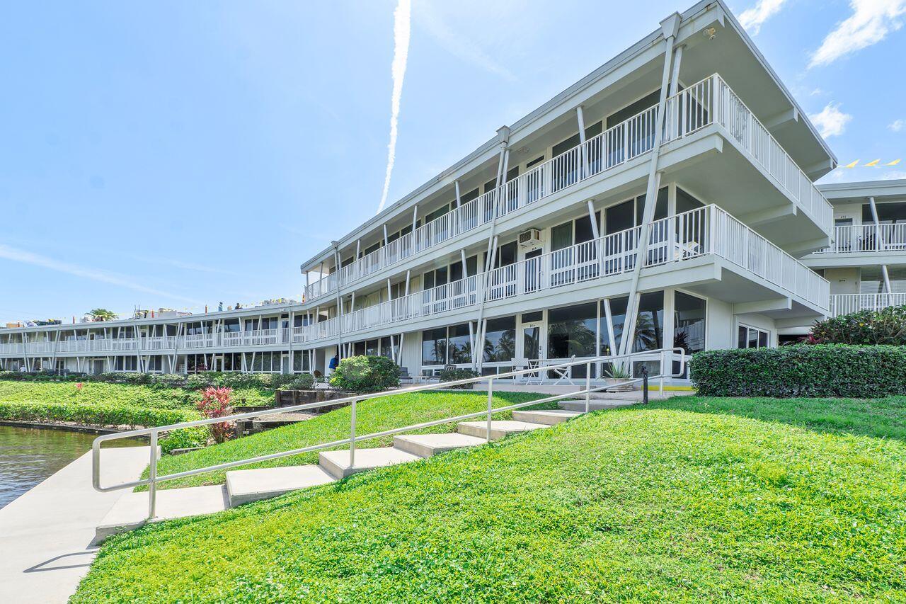 1221 Hillsboro Mile 28a