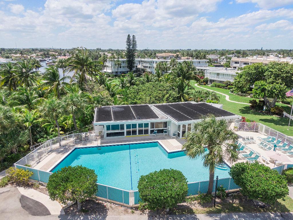 1221 Hillsboro Mile 28a