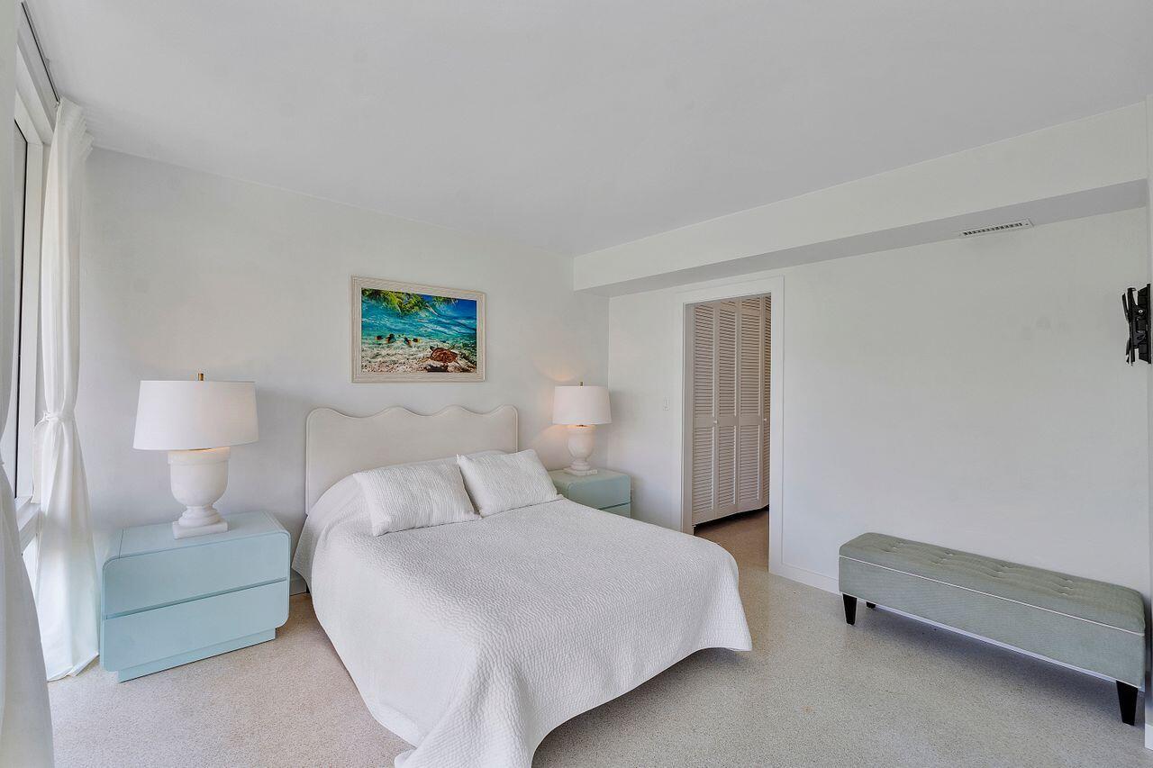 1221 Hillsboro Mile 28a