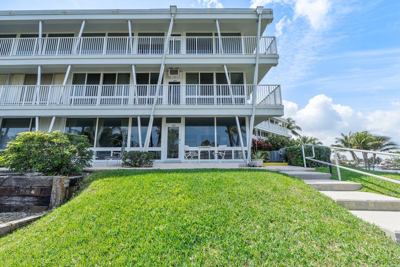 1221 Hillsboro Mile 28a