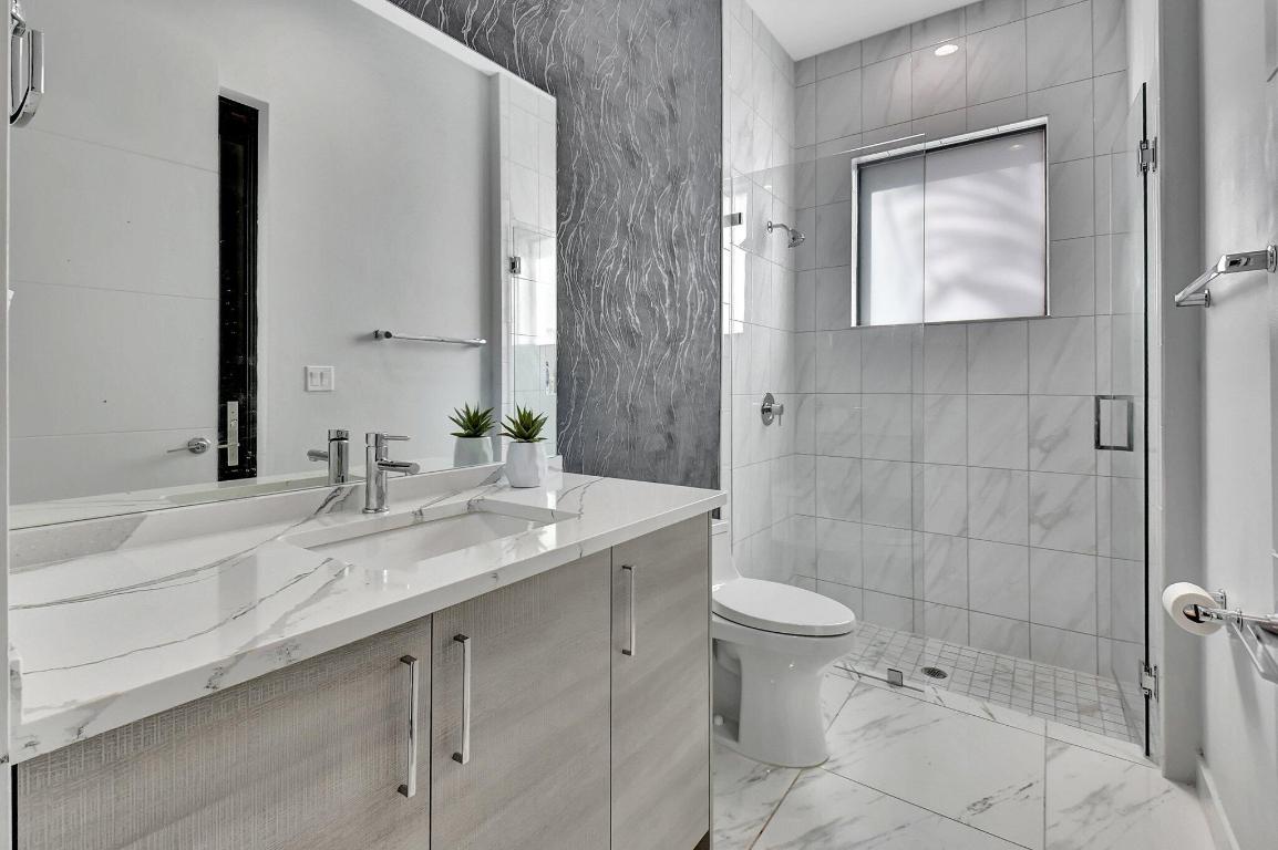 17411 Sea Blossom Way