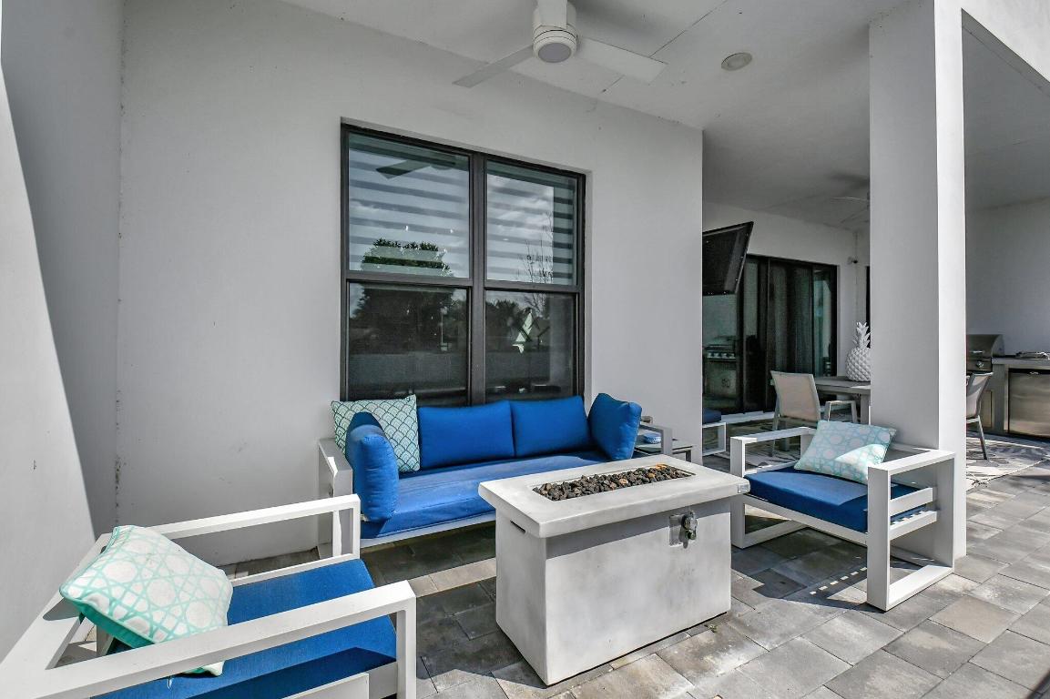 17411 Sea Blossom Way