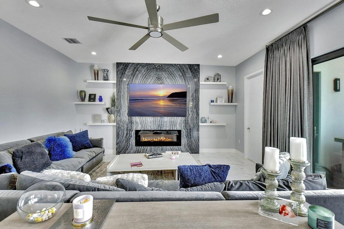 17411 Sea Blossom Way