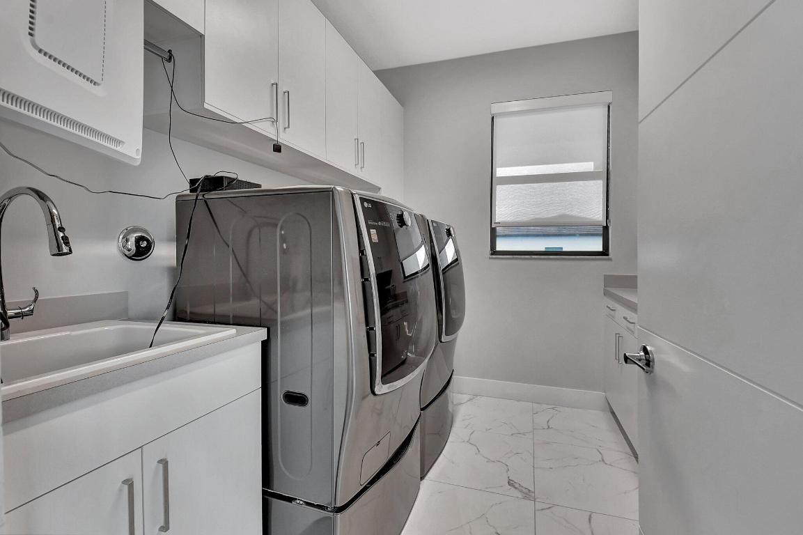 17411 Sea Blossom Way