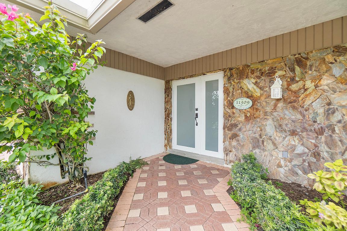 11309 Wingfoot Drive