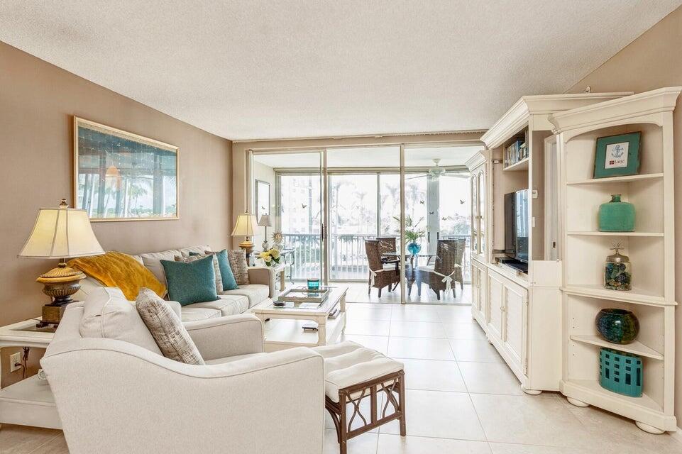 3224 S Ocean Boulevard 414-B