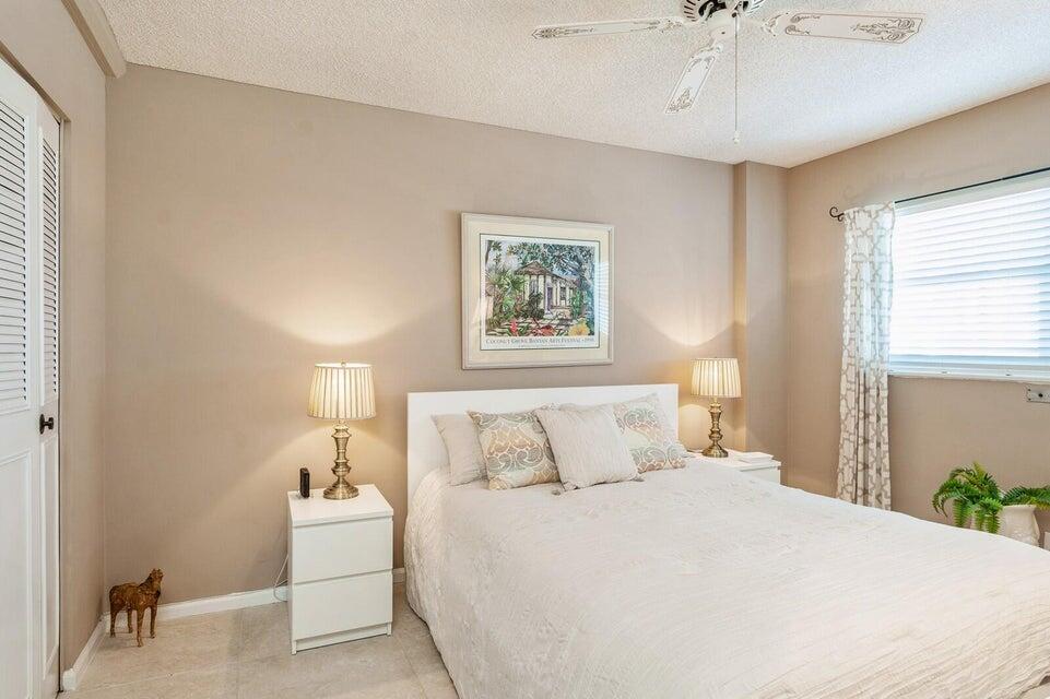 3224 S Ocean Boulevard 414-B