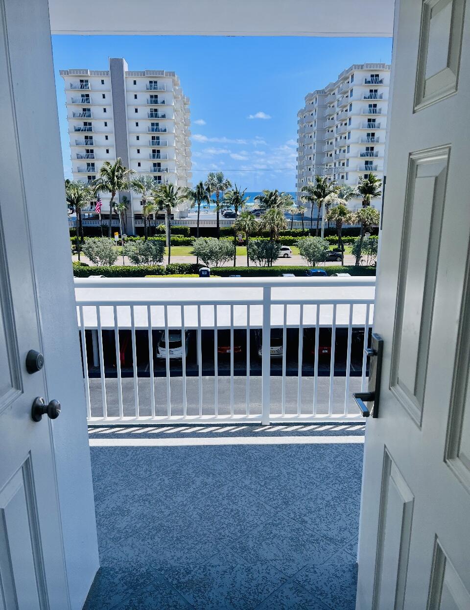 3224 S Ocean Boulevard 414-B