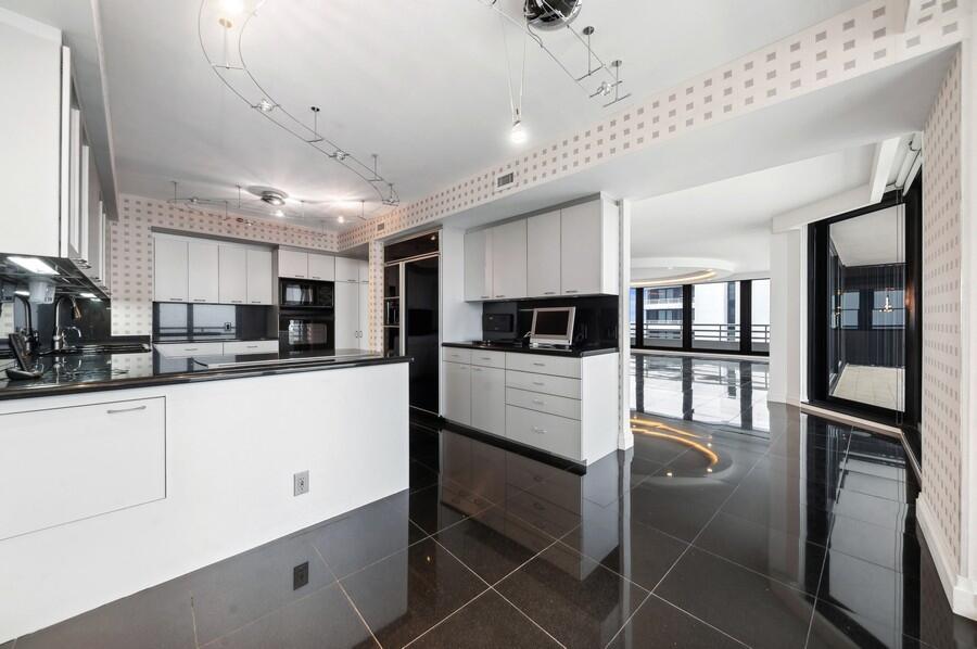 1500 S Ocean Boulevard 1501