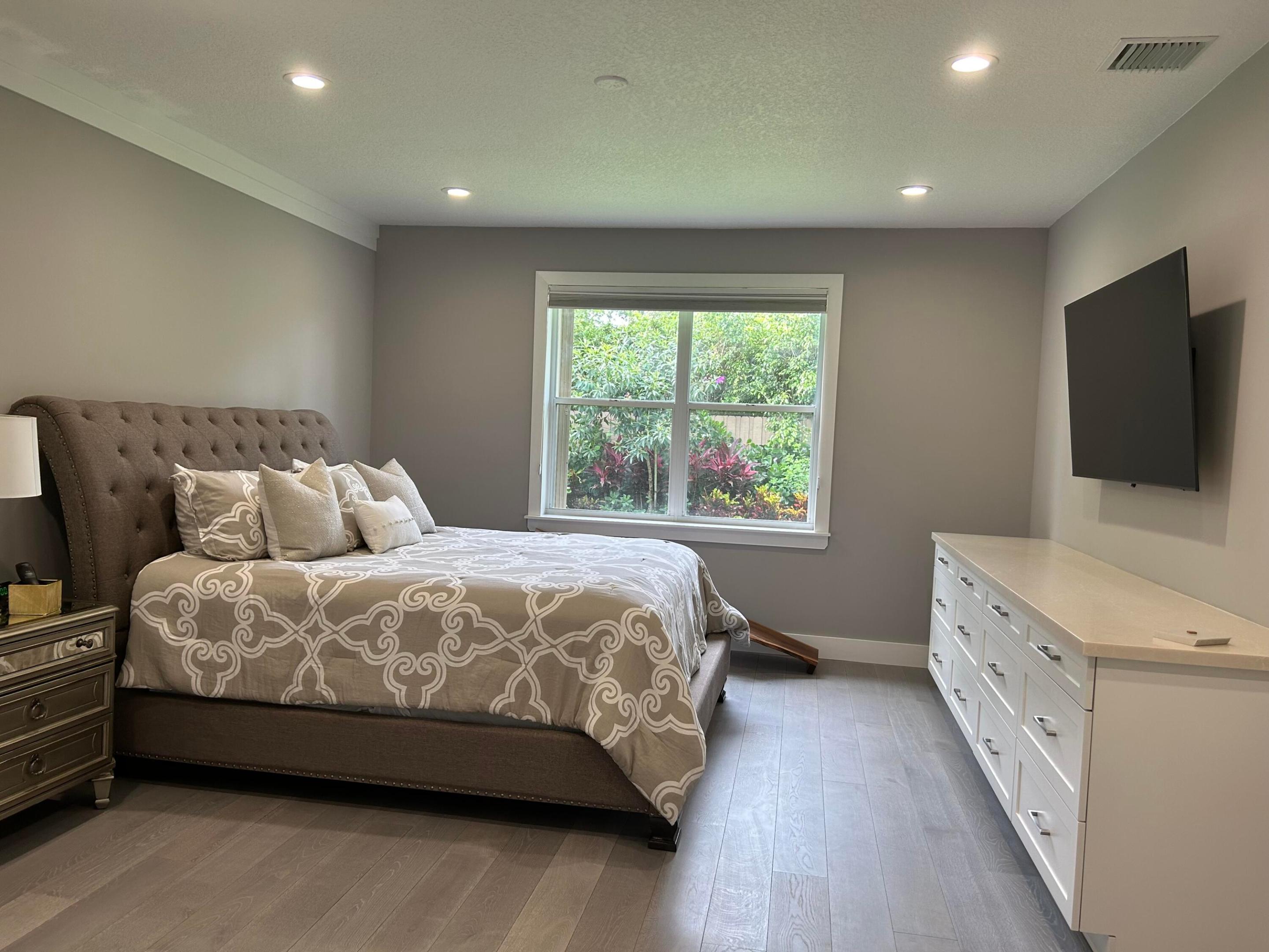 2404 NW 67th Street