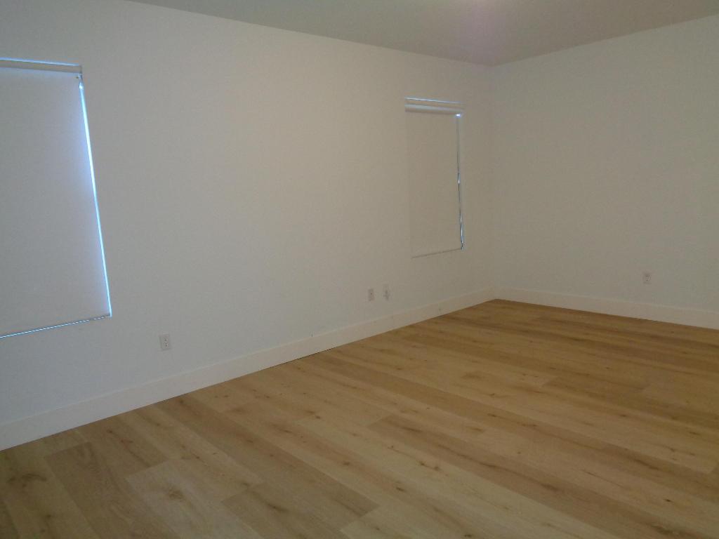 18493 Glenstone Street