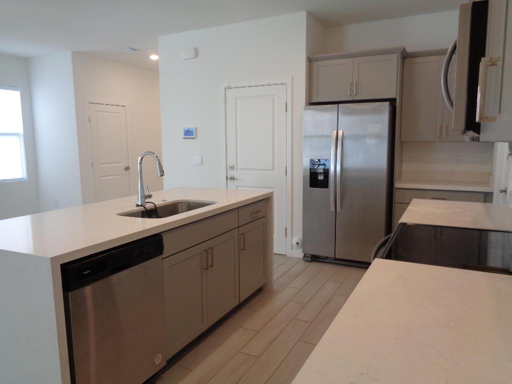 18493 Glenstone Street