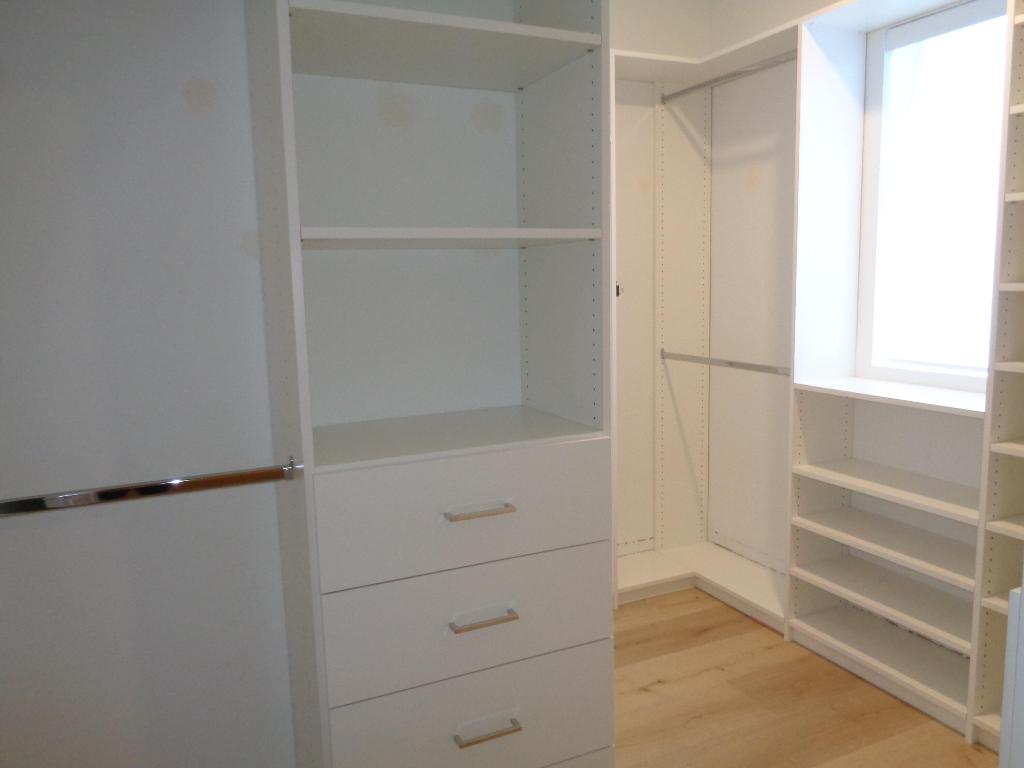 18493 Glenstone Street