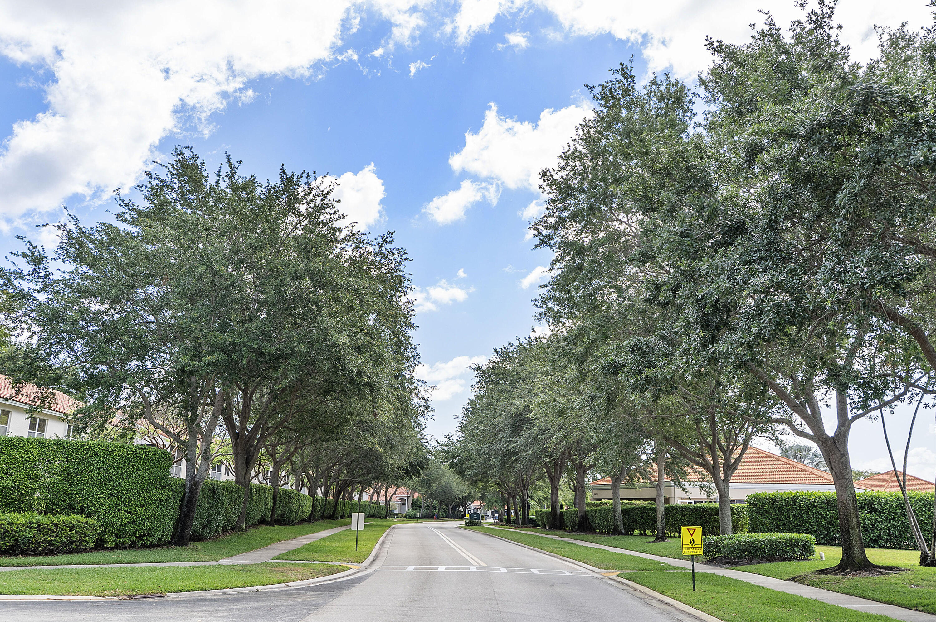 18398 Via Di Sorrento