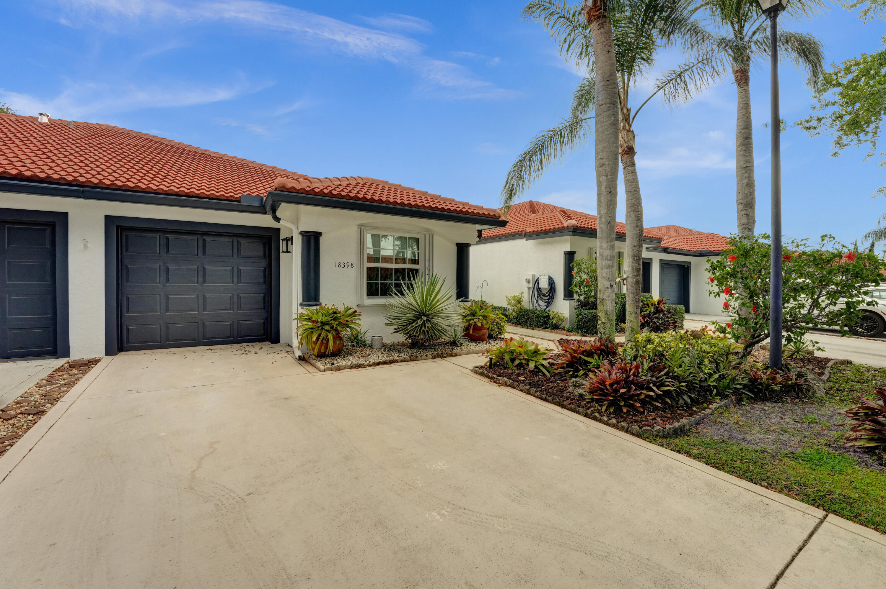 18398 Via Di Sorrento