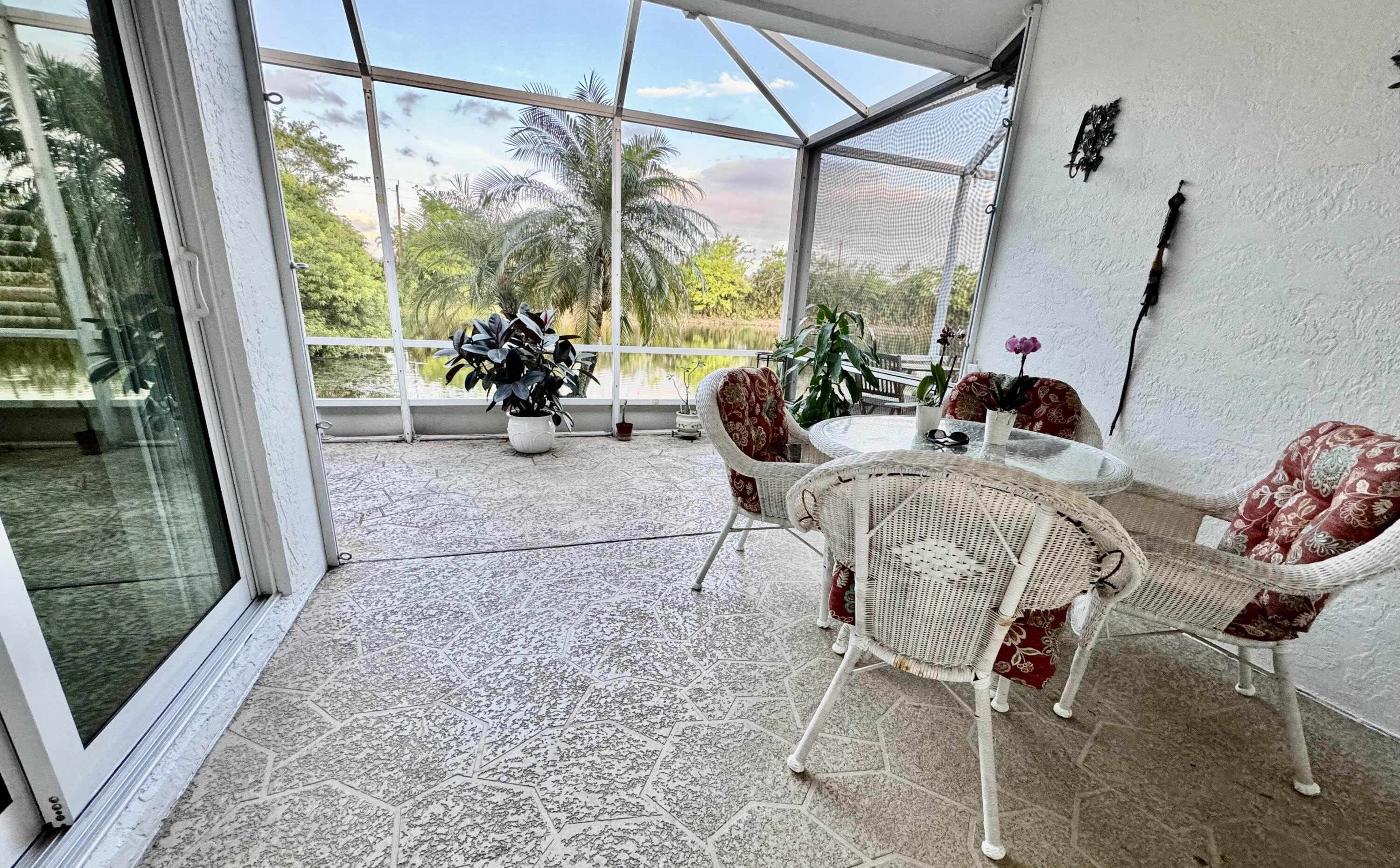 18398 Via Di Sorrento