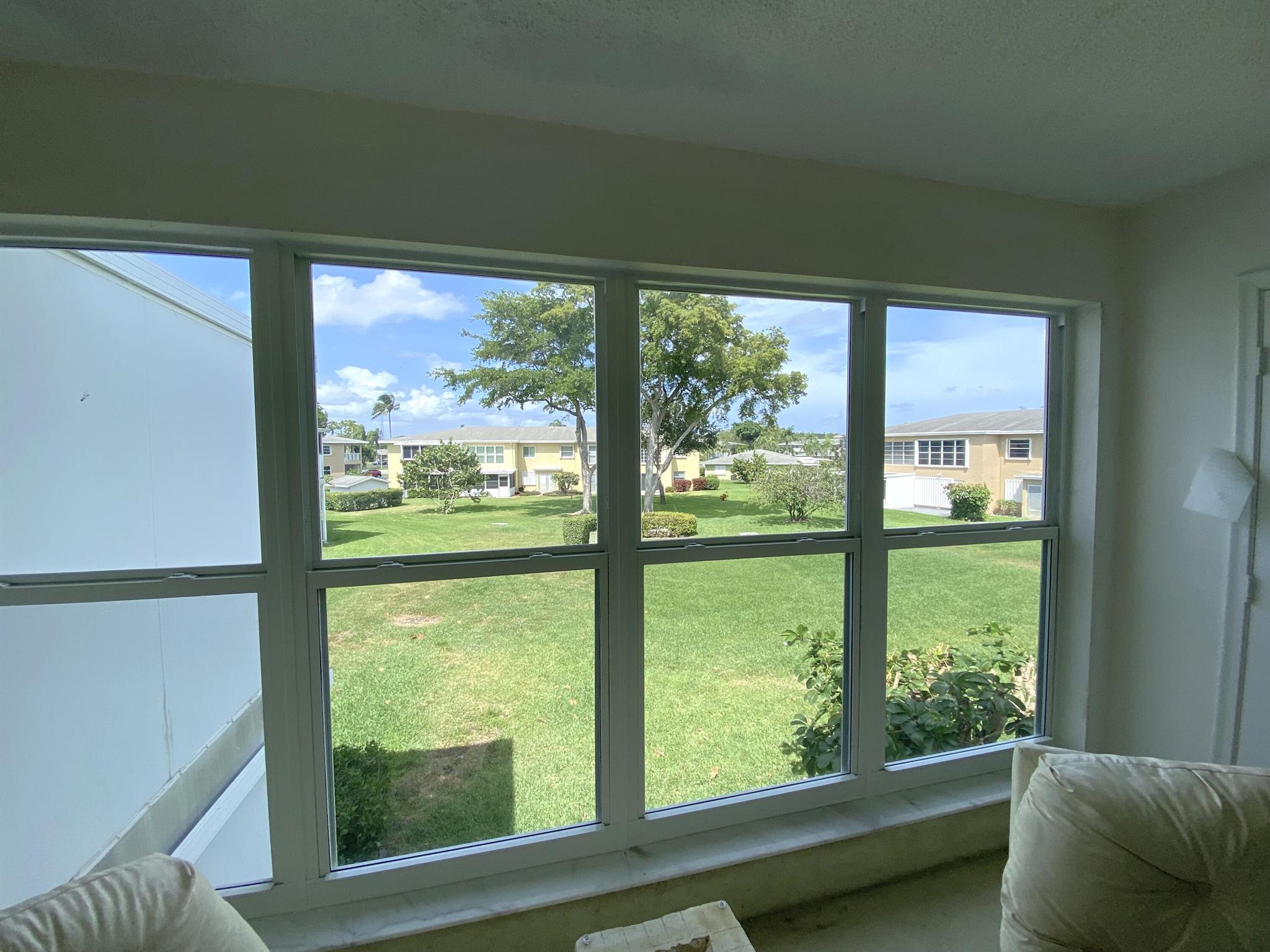 1100 Boxwood Drive 202