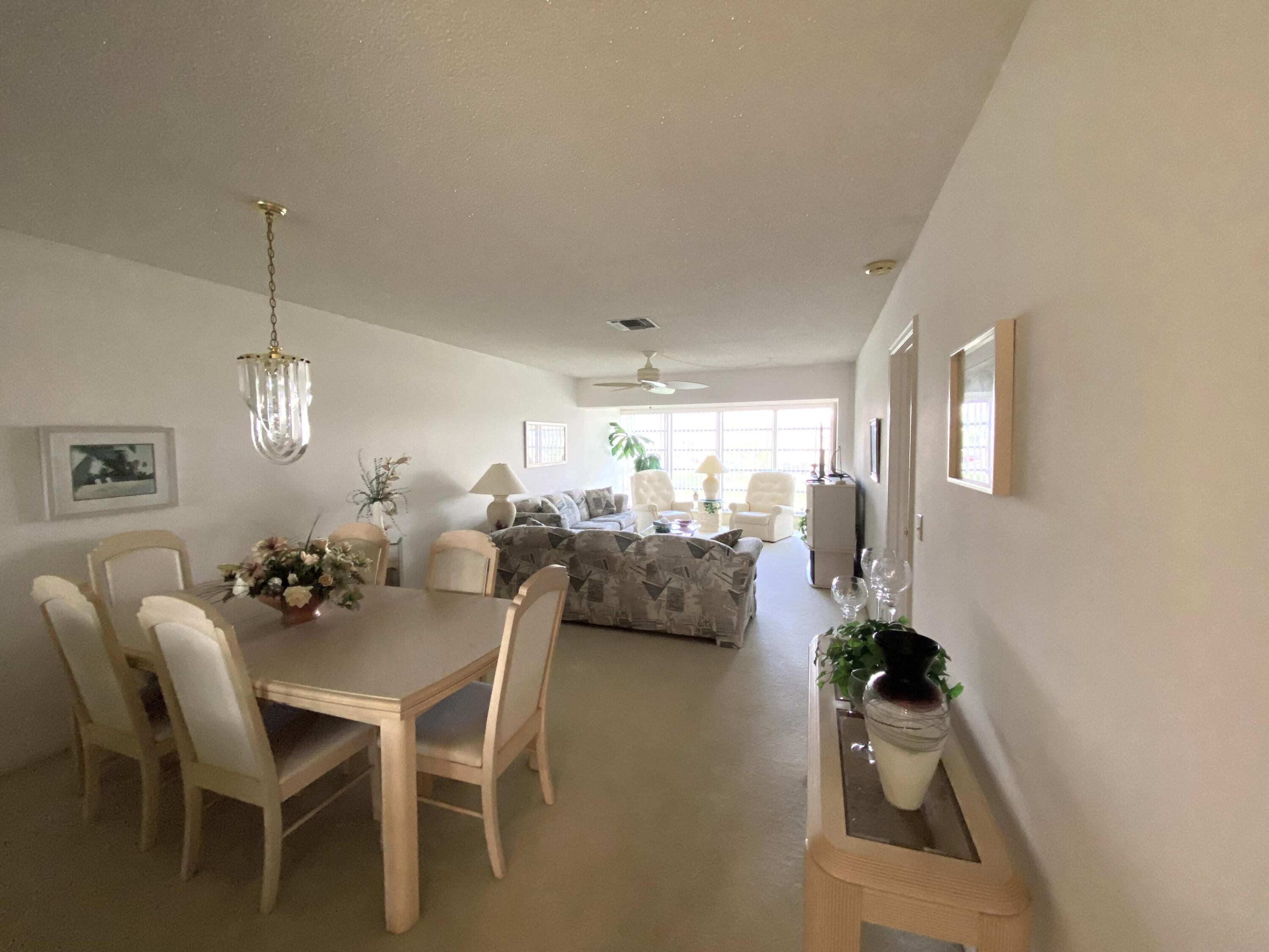 1100 Boxwood Drive 202